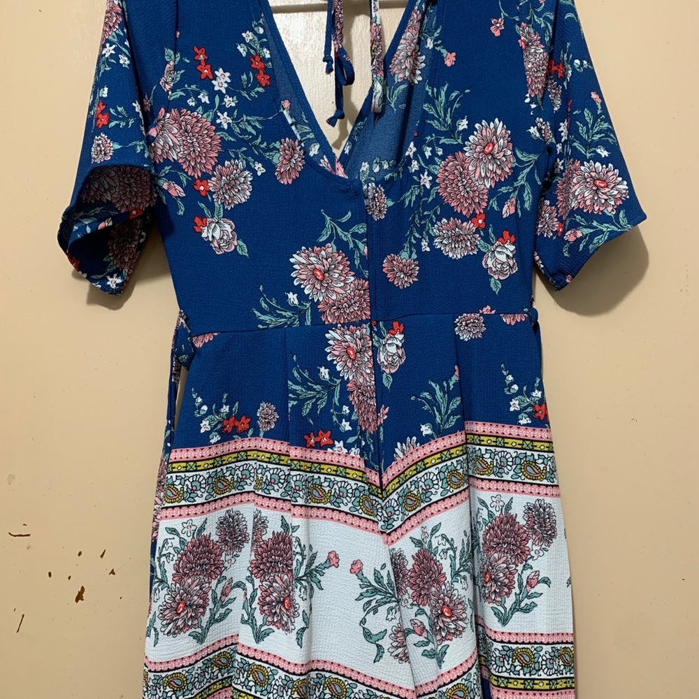 Romper - Picture 3 of 4